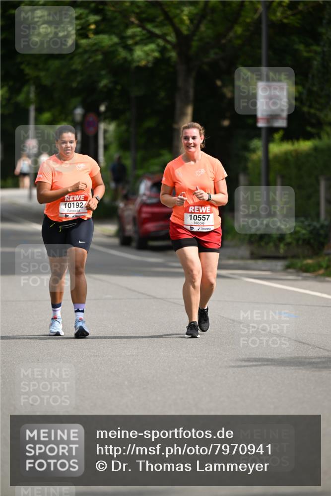 15.06.2025 - REWE Women's Run Dr. Thomas Lammeyer http://msf.ph/oto/7970941 15.06.2025 10:00:01 Laufen 10192, 10557 meine-sportfotos.de
