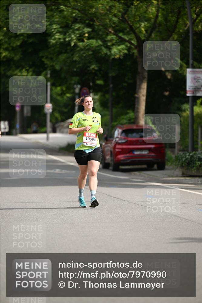 15.06.2025 - REWE Women's Run Dr. Thomas Lammeyer http://msf.ph/oto/7970990 15.06.2025 10:00:11 Laufen 10694 meine-sportfotos.de