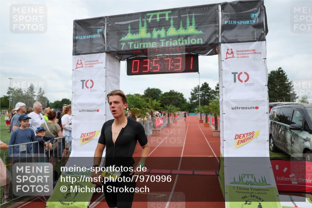 15.06.2025 - 7 Türme Triathlon Michael Strokosch http://msf.ph/oto/7970996 15.06.2025 13:57:31 Ziel 804, 1004, 1153 meine-sportfotos.de