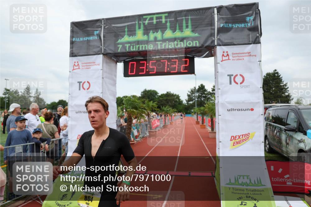 15.06.2025 - 7 Türme Triathlon Michael Strokosch http://msf.ph/oto/7971000 15.06.2025 13:57:31 Ziel 804, 1004, 1153 meine-sportfotos.de
