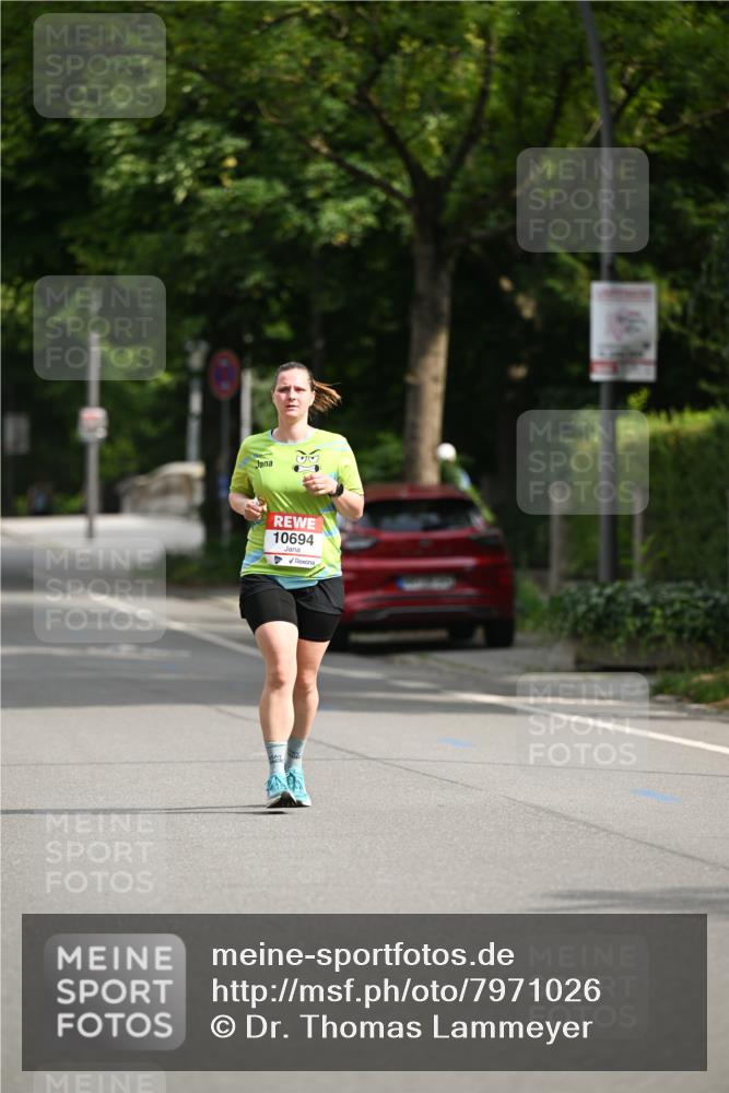 15.06.2025 - REWE Women's Run Dr. Thomas Lammeyer http://msf.ph/oto/7971026 15.06.2025 10:00:13 Laufen 10694 meine-sportfotos.de