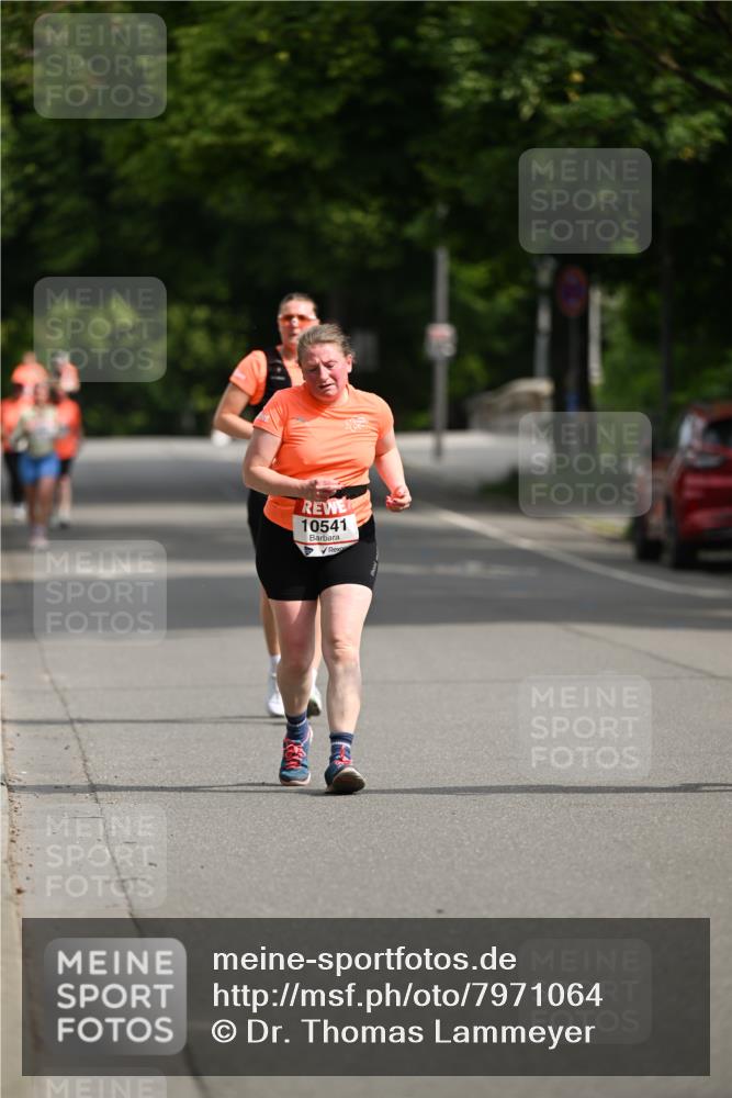 15.06.2025 - REWE Women's Run Dr. Thomas Lammeyer http://msf.ph/oto/7971064 15.06.2025 10:00:15 Laufen 10541 meine-sportfotos.de
