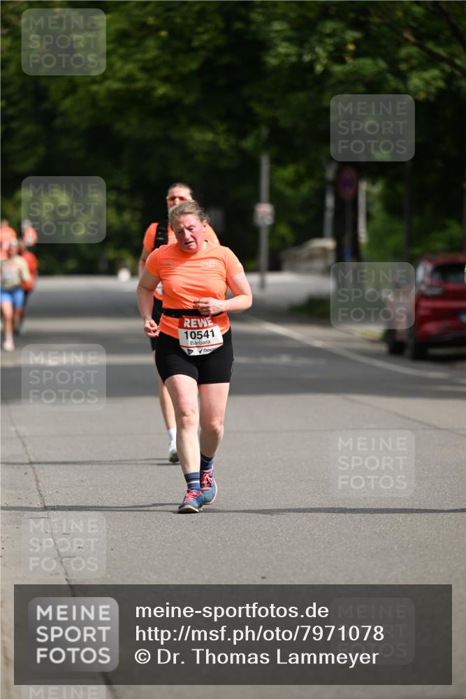 15.06.2025 - REWE Women's Run Dr. Thomas Lammeyer http://msf.ph/oto/7971078 15.06.2025 10:00:15 Laufen 10541 meine-sportfotos.de