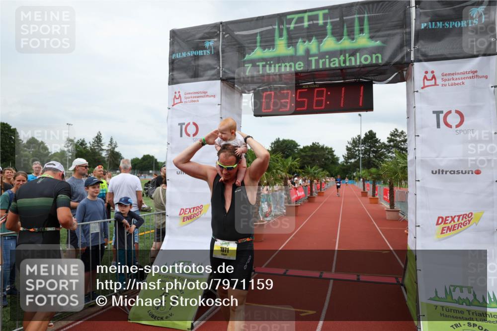 15.06.2025 - 7 Türme Triathlon Michael Strokosch http://msf.ph/oto/7971159 15.06.2025 13:58:11 Ziel 1071 meine-sportfotos.de