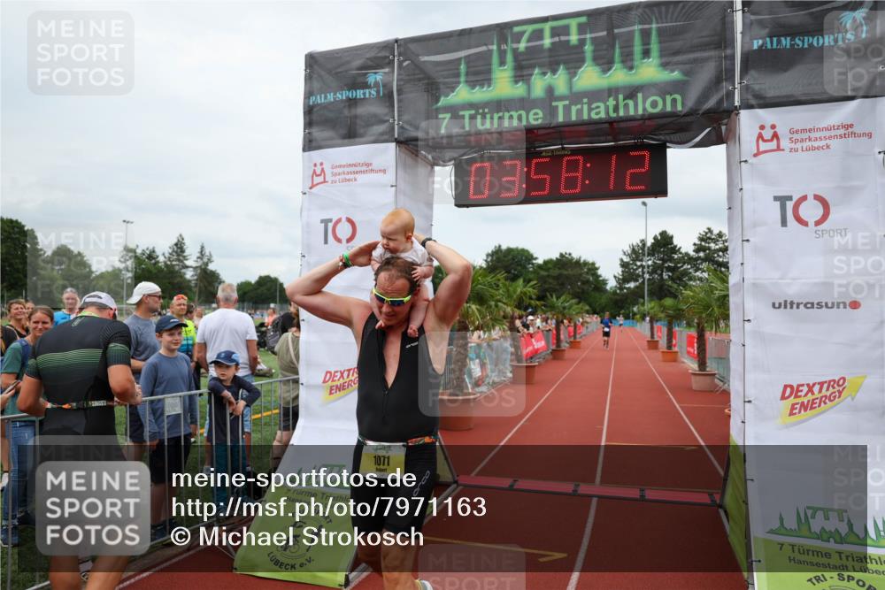 15.06.2025 - 7 Türme Triathlon Michael Strokosch http://msf.ph/oto/7971163 15.06.2025 13:58:11 Ziel 1071 meine-sportfotos.de