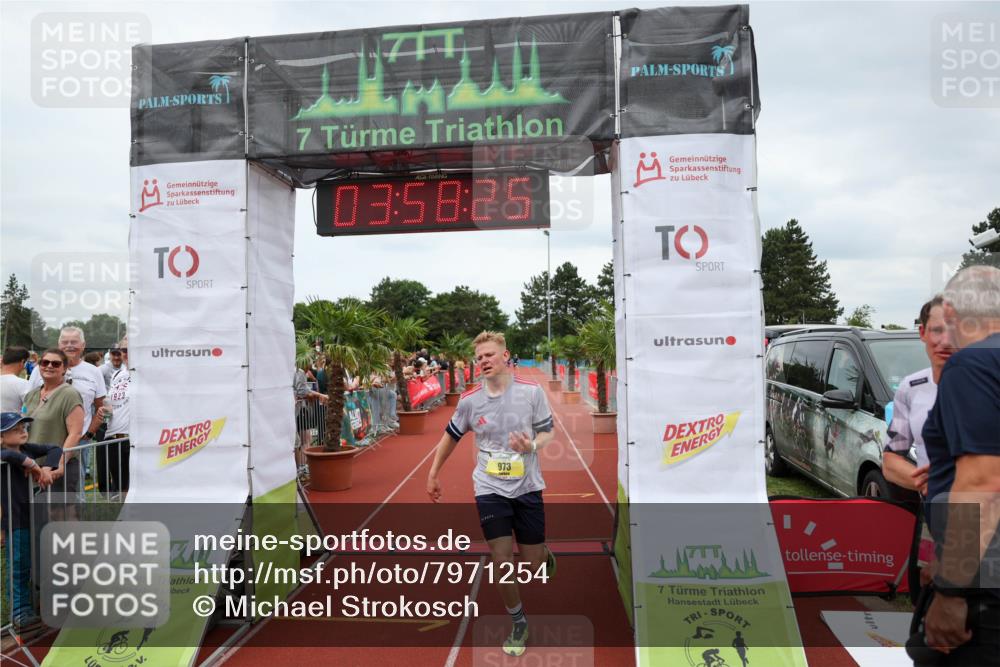 15.06.2025 - 7 Türme Triathlon Michael Strokosch http://msf.ph/oto/7971254 15.06.2025 13:58:25 Ziel 776, 851, 973, 1045 meine-sportfotos.de