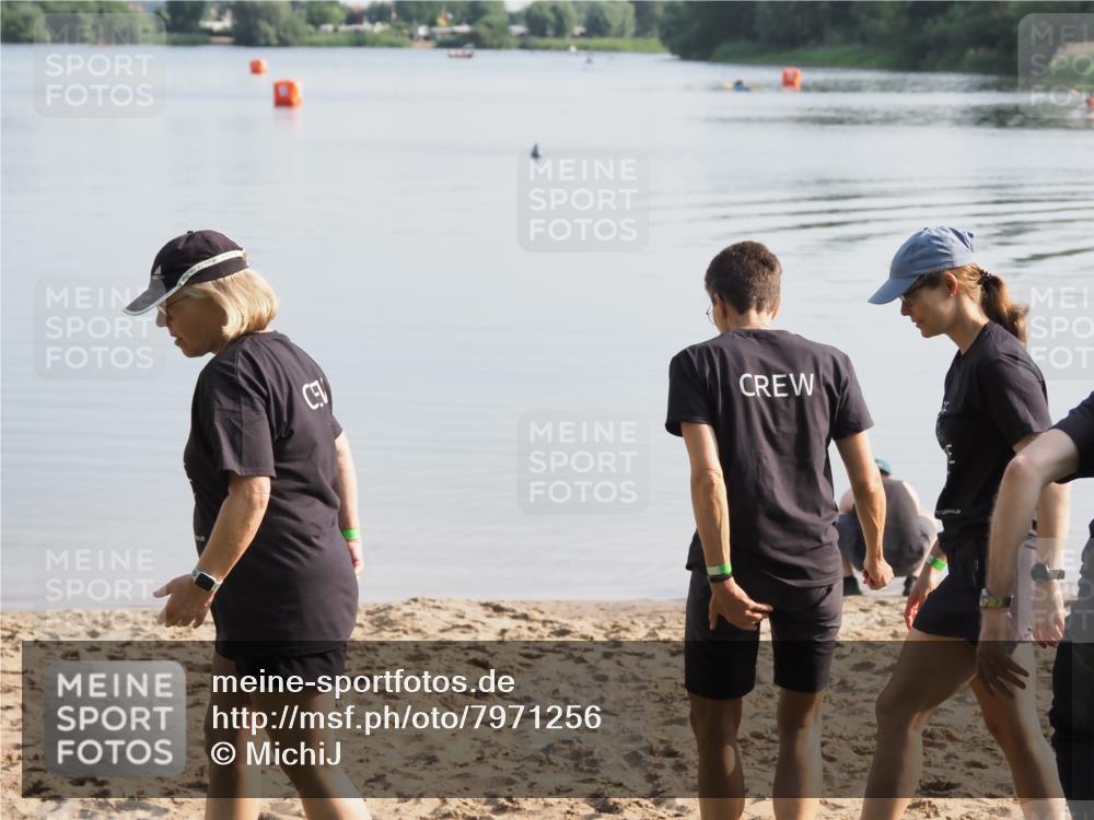 21.06.2025 - 27. Vierlanden-Triathlon MichiJ http://msf.ph/oto/7971256 15.06.2026 08:25:38 Schwimmen  meine-sportfotos.de