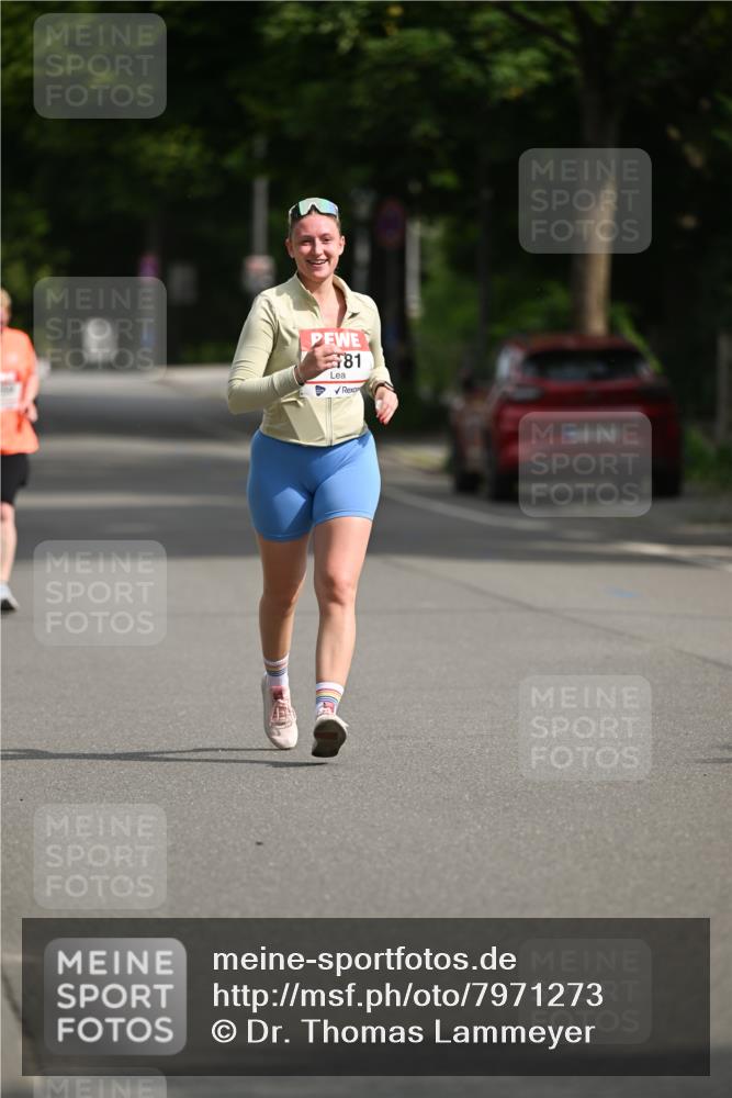 15.06.2025 - REWE Women's Run Dr. Thomas Lammeyer http://msf.ph/oto/7971273 15.06.2025 10:00:32 Laufen 81 meine-sportfotos.de