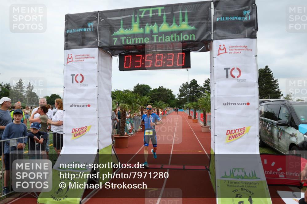 15.06.2025 - 7 Türme Triathlon Michael Strokosch http://msf.ph/oto/7971280 15.06.2025 13:58:30 Ziel 776, 851, 973 meine-sportfotos.de