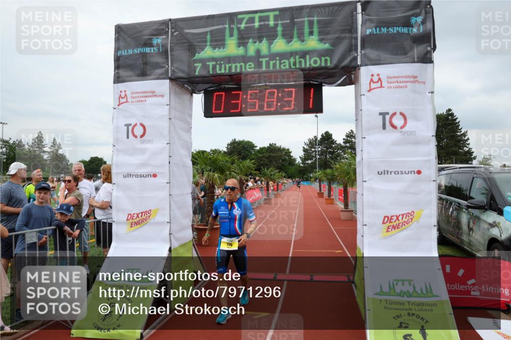15.06.2025 - 7 Türme Triathlon Michael Strokosch http://msf.ph/oto/7971296 15.06.2025 13:58:31 Ziel 776, 973 meine-sportfotos.de