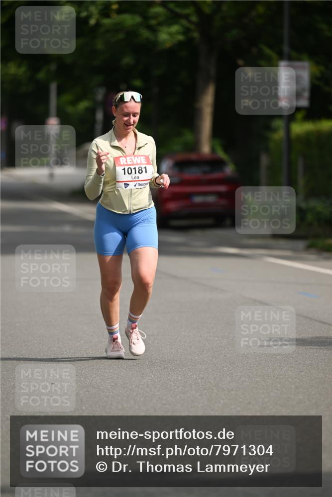 15.06.2025 - REWE Women's Run Dr. Thomas Lammeyer http://msf.ph/oto/7971304 15.06.2025 10:00:33 Laufen 10181 meine-sportfotos.de
