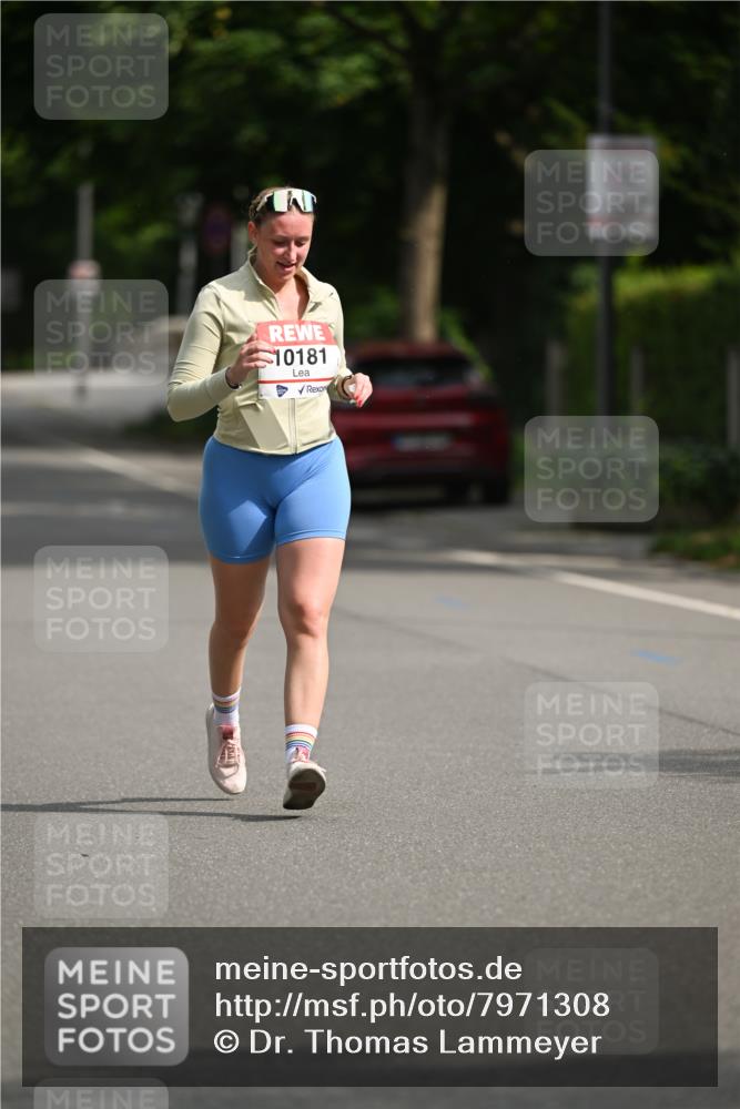 15.06.2025 - REWE Women's Run Dr. Thomas Lammeyer http://msf.ph/oto/7971308 15.06.2025 10:00:33 Laufen 10181 meine-sportfotos.de