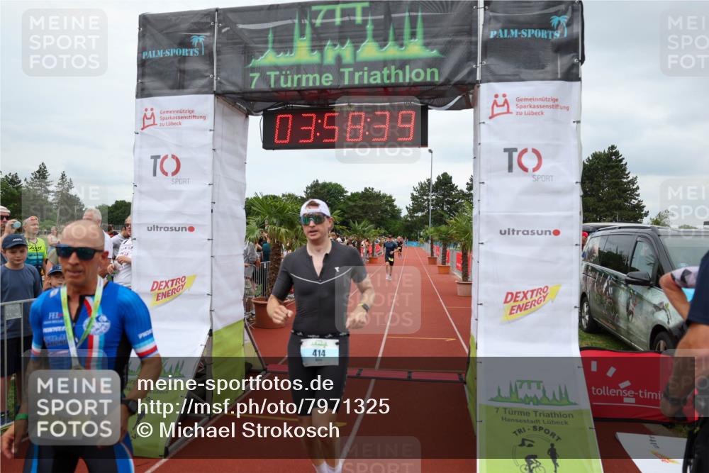 15.06.2025 - 7 Türme Triathlon Michael Strokosch http://msf.ph/oto/7971325 15.06.2025 13:58:39 Ziel 414, 763 meine-sportfotos.de