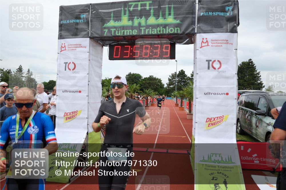 15.06.2025 - 7 Türme Triathlon Michael Strokosch http://msf.ph/oto/7971330 15.06.2025 13:58:39 Ziel 414, 763 meine-sportfotos.de