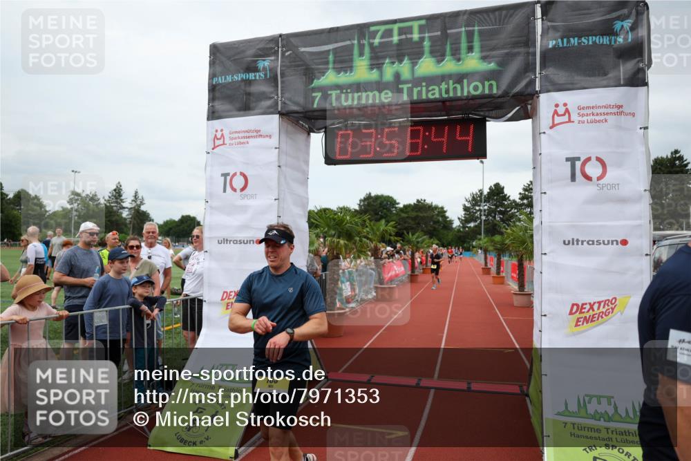 15.06.2025 - 7 Türme Triathlon Michael Strokosch http://msf.ph/oto/7971353 15.06.2025 13:58:44 Ziel 414, 763, 805 meine-sportfotos.de