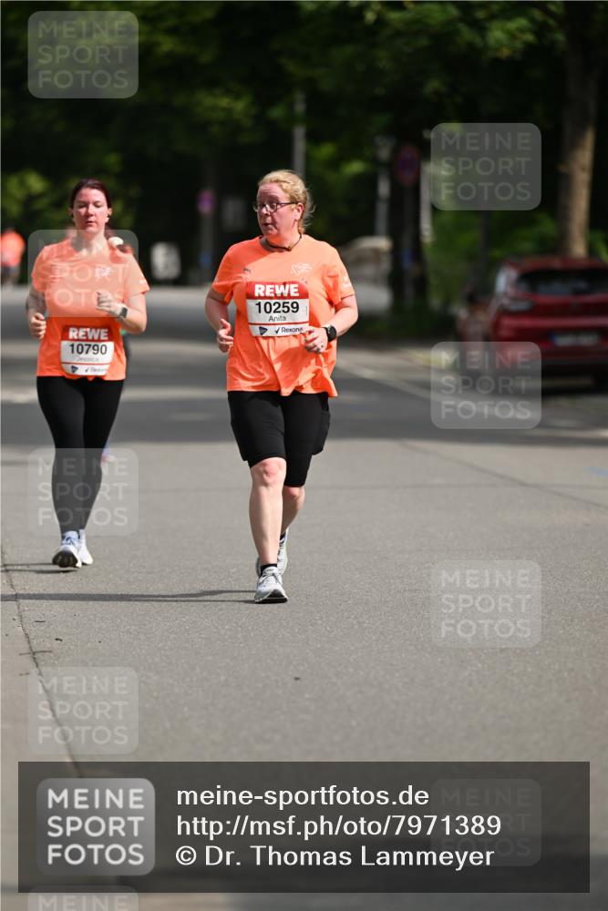 15.06.2025 - REWE Women's Run Dr. Thomas Lammeyer http://msf.ph/oto/7971389 15.06.2025 10:00:37 Laufen 3, 10790, 10259 meine-sportfotos.de