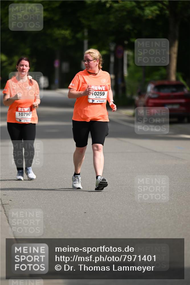 15.06.2025 - REWE Women's Run Dr. Thomas Lammeyer http://msf.ph/oto/7971401 15.06.2025 10:00:38 Laufen 10790, 0259 meine-sportfotos.de