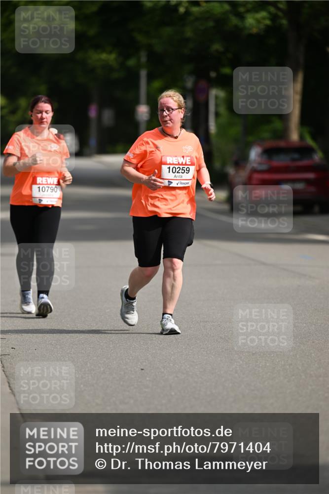 15.06.2025 - REWE Women's Run Dr. Thomas Lammeyer http://msf.ph/oto/7971404 15.06.2025 10:00:38 Laufen 10790, 10259 meine-sportfotos.de
