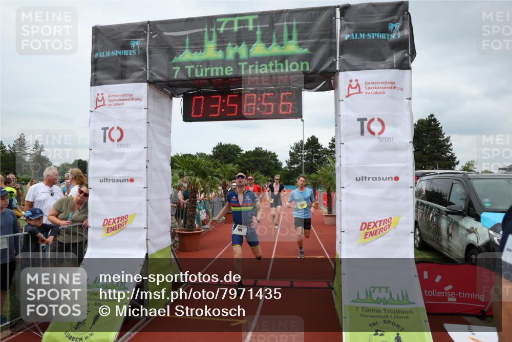 15.06.2025 - 7 Türme Triathlon Michael Strokosch http://msf.ph/oto/7971435 15.06.2025 13:58:55 Ziel 191, 738, 805, 1103, 1111, 1198 meine-sportfotos.de
