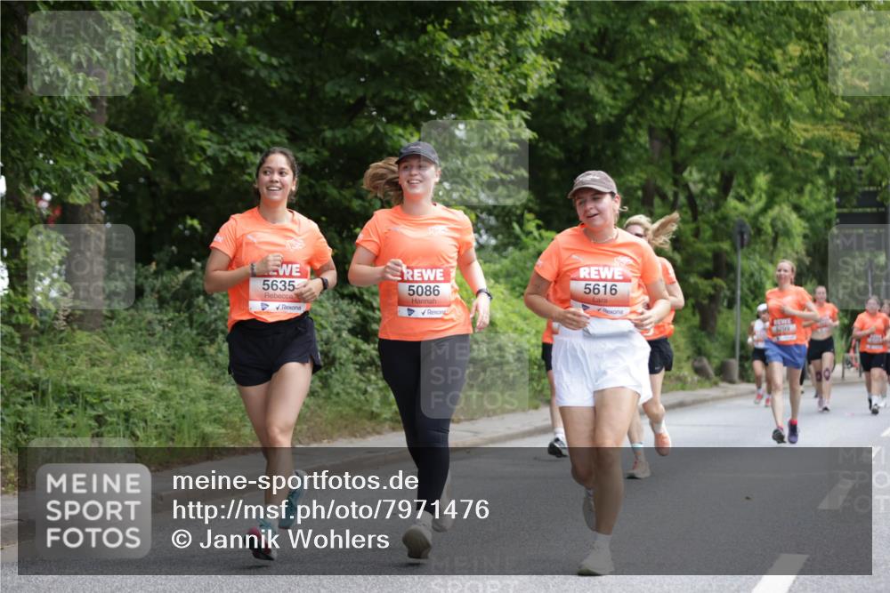 15.06.2025 - REWE Women's Run Jannik Wohlers http://msf.ph/oto/7971476 15.06.2025 10:06:30 Laufen 5635, 5086, 5616, 6200 meine-sportfotos.de