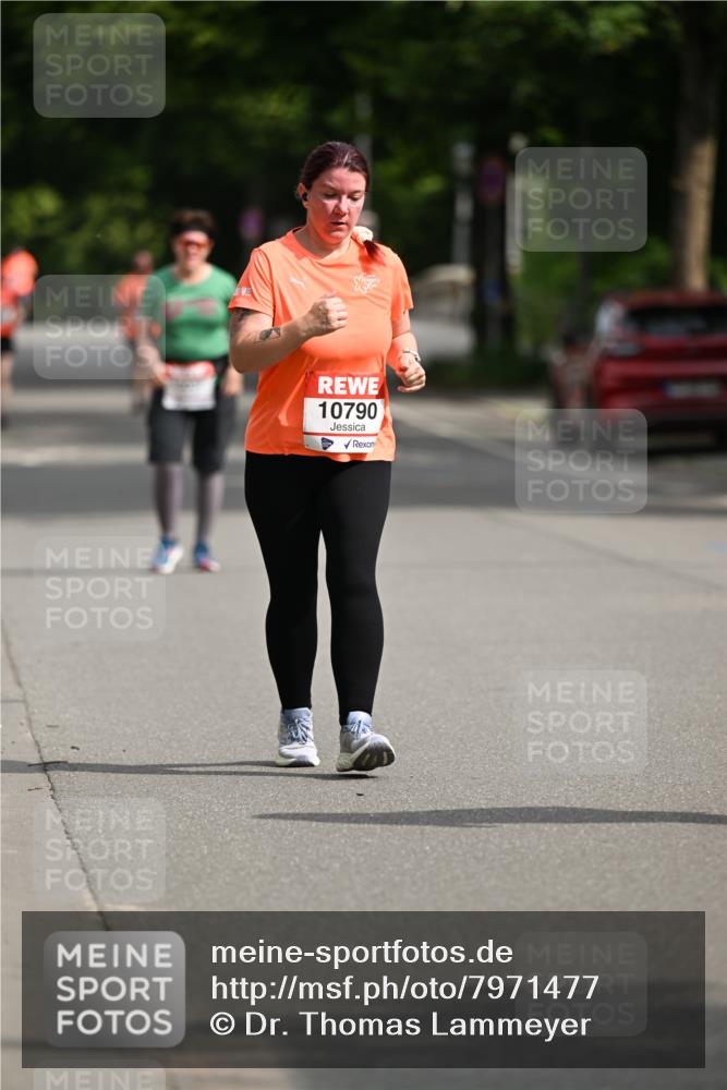15.06.2025 - REWE Women's Run Dr. Thomas Lammeyer http://msf.ph/oto/7971477 15.06.2025 10:00:40 Laufen 10790 meine-sportfotos.de