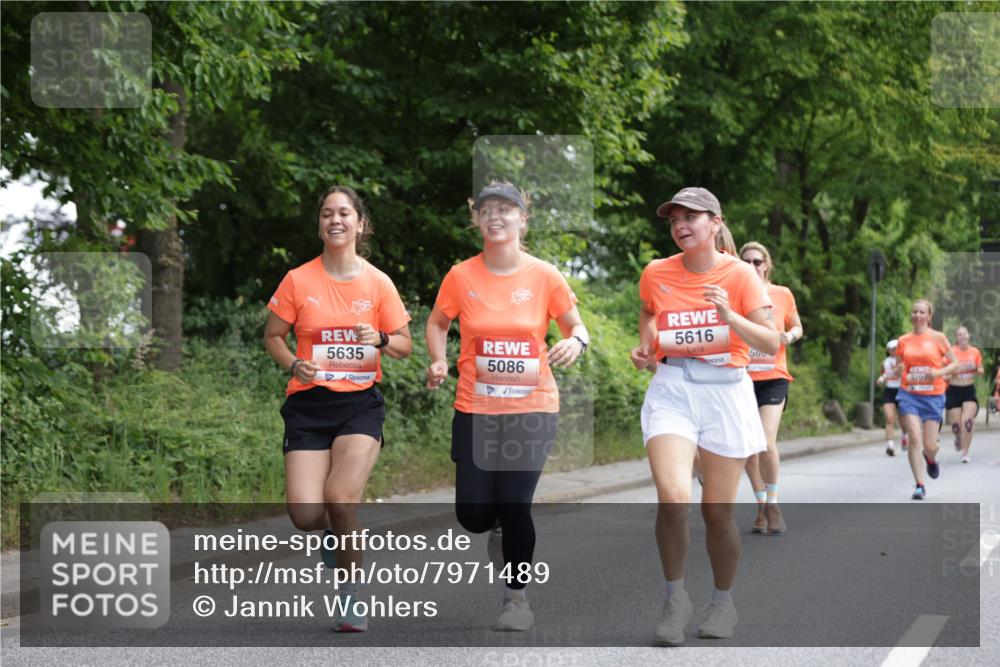 15.06.2025 - REWE Women's Run Jannik Wohlers http://msf.ph/oto/7971489 15.06.2025 10:06:30 Laufen 5635, 5086, 5616, 1560, 5209 meine-sportfotos.de