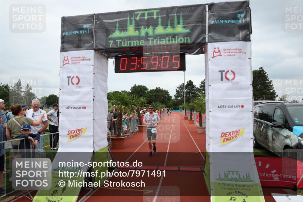 15.06.2025 - 7 Türme Triathlon Michael Strokosch http://msf.ph/oto/7971491 15.06.2025 13:59:05 Ziel 609, 1198 meine-sportfotos.de