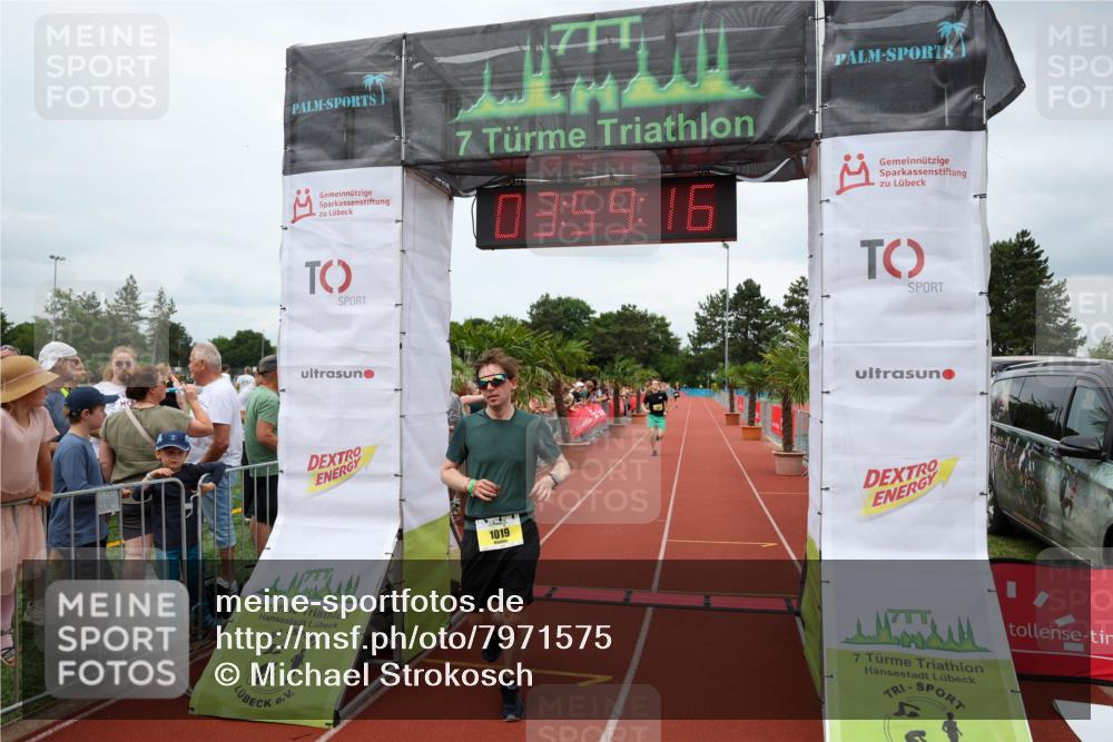 15.06.2025 - 7 Türme Triathlon Michael Strokosch http://msf.ph/oto/7971575 15.06.2025 13:59:16 Ziel 157, 1019, 1167 meine-sportfotos.de
