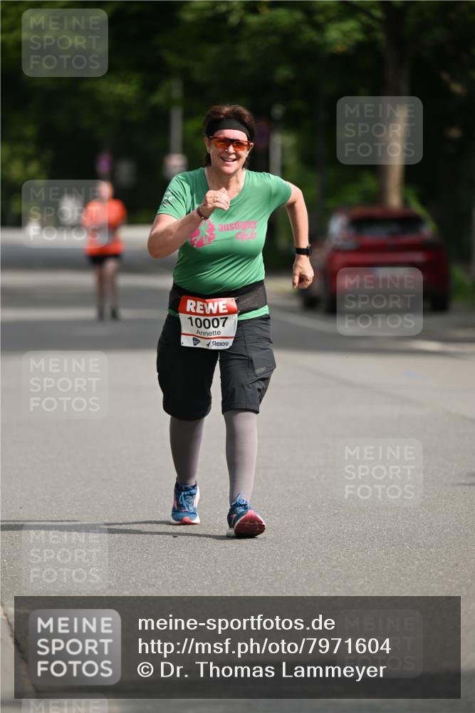15.06.2025 - REWE Women's Run Dr. Thomas Lammeyer http://msf.ph/oto/7971604 15.06.2025 10:00:46 Laufen 10007 meine-sportfotos.de