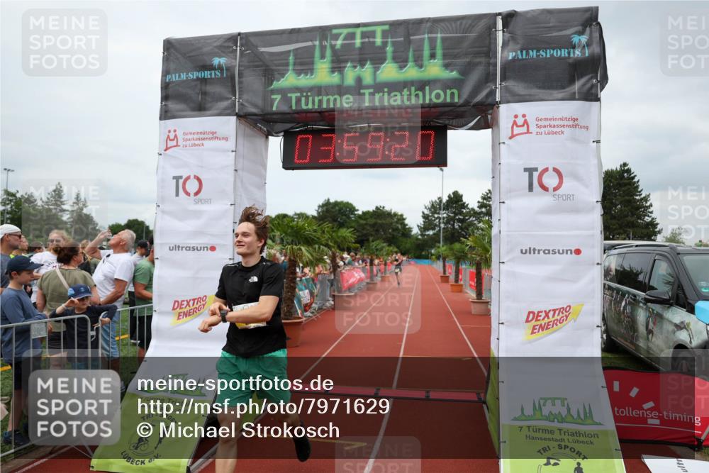 15.06.2025 - 7 Türme Triathlon Michael Strokosch http://msf.ph/oto/7971629 15.06.2025 13:59:20 Ziel 157, 708, 1019, 1167 meine-sportfotos.de