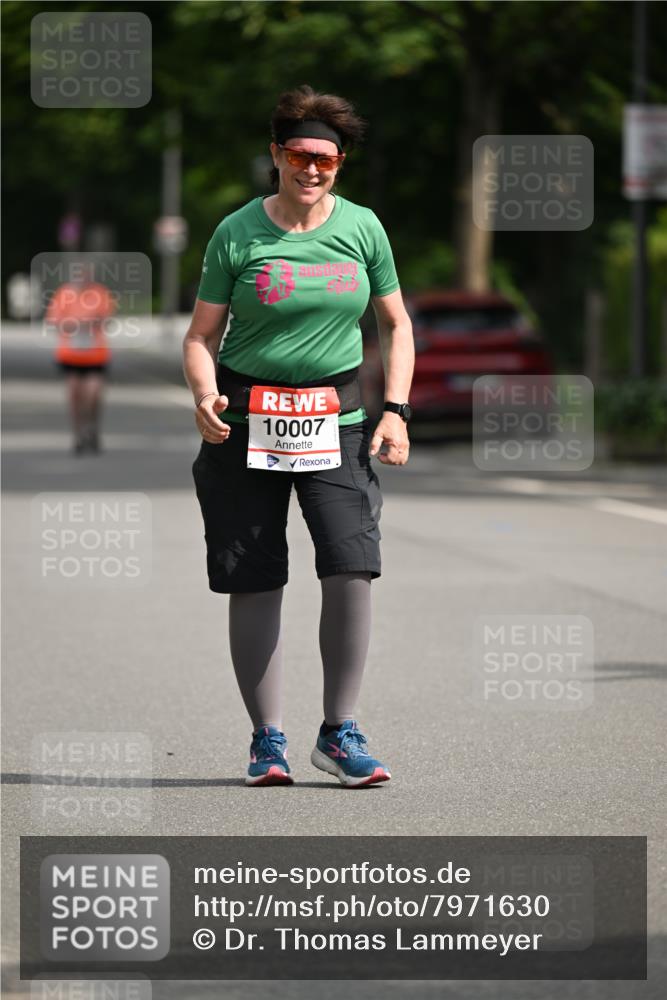15.06.2025 - REWE Women's Run Dr. Thomas Lammeyer http://msf.ph/oto/7971630 15.06.2025 10:00:47 Laufen 10007 meine-sportfotos.de