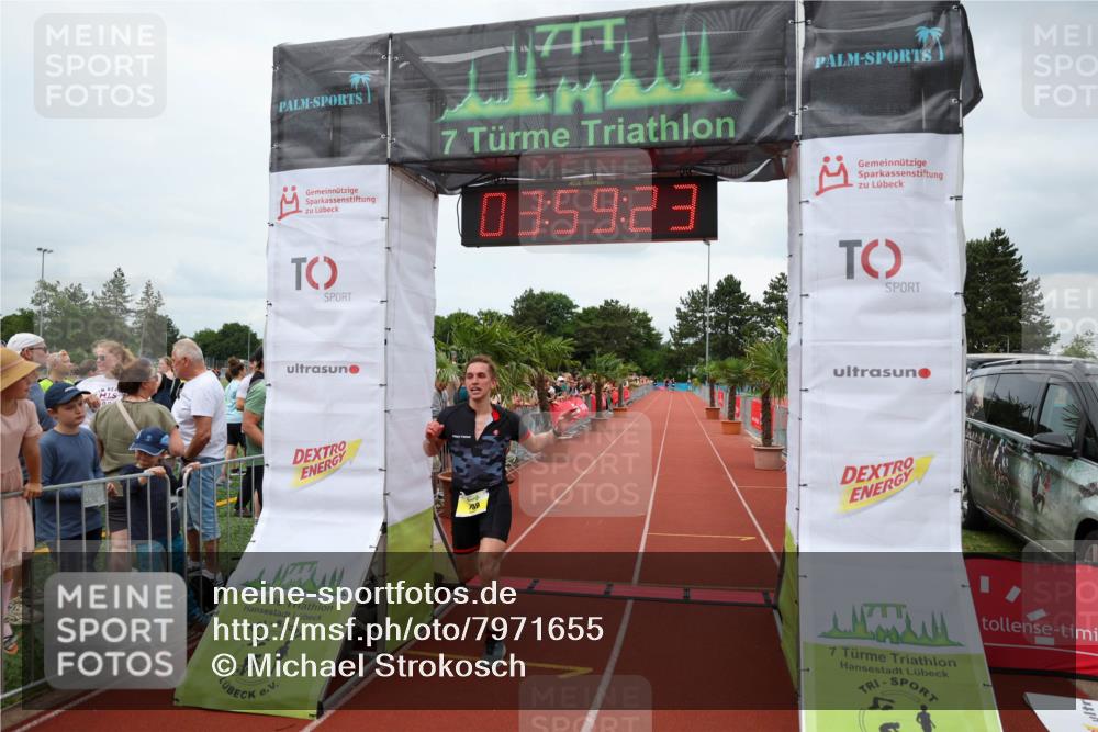 15.06.2025 - 7 Türme Triathlon Michael Strokosch http://msf.ph/oto/7971655 15.06.2025 13:59:23 Ziel 708, 1019, 1167 meine-sportfotos.de