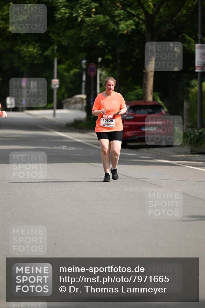 15.06.2025 - REWE Women's Run Dr. Thomas Lammeyer http://msf.ph/oto/7971665 15.06.2025 10:00:56 Laufen 10828 meine-sportfotos.de