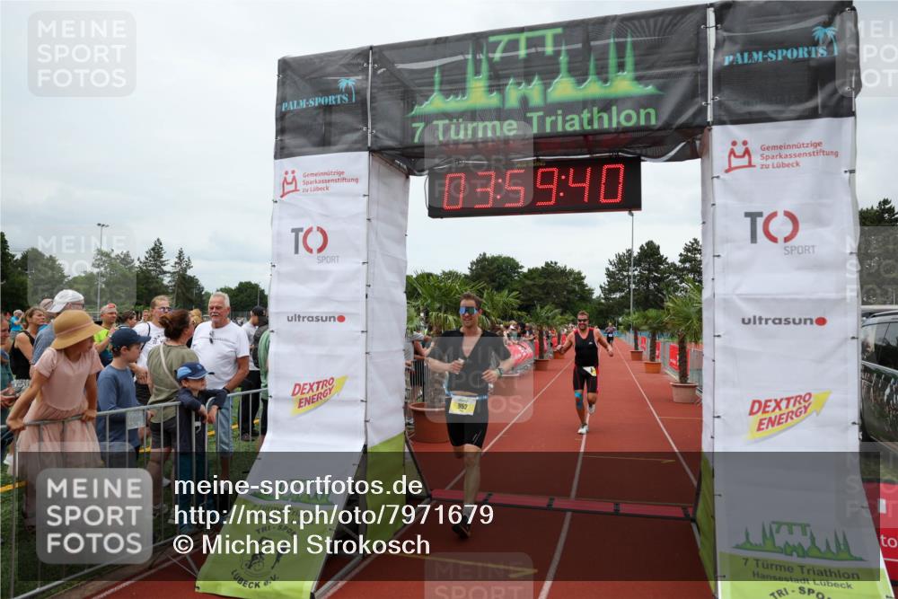 15.06.2025 - 7 Türme Triathlon Michael Strokosch http://msf.ph/oto/7971679 15.06.2025 13:59:40 Ziel 952, 1075 meine-sportfotos.de
