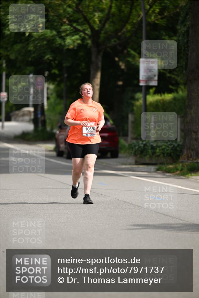 15.06.2025 - REWE Women's Run Dr. Thomas Lammeyer http://msf.ph/oto/7971737 15.06.2025 10:00:58 Laufen 10828 meine-sportfotos.de