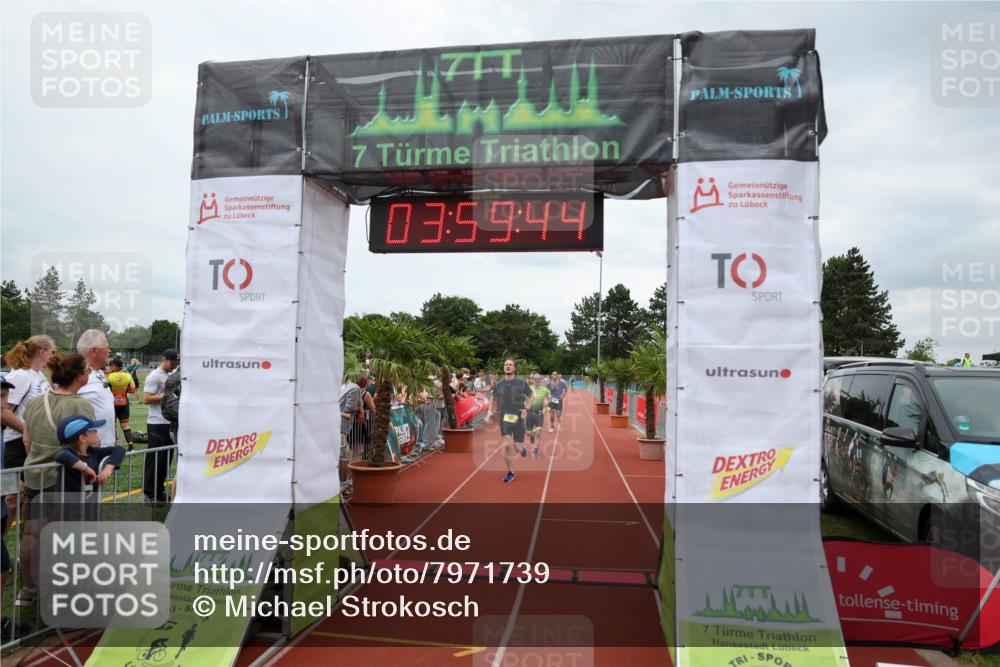 15.06.2025 - 7 Türme Triathlon Michael Strokosch http://msf.ph/oto/7971739 15.06.2025 13:59:44 Ziel 611, 792, 812, 952, 1075, 1193 meine-sportfotos.de