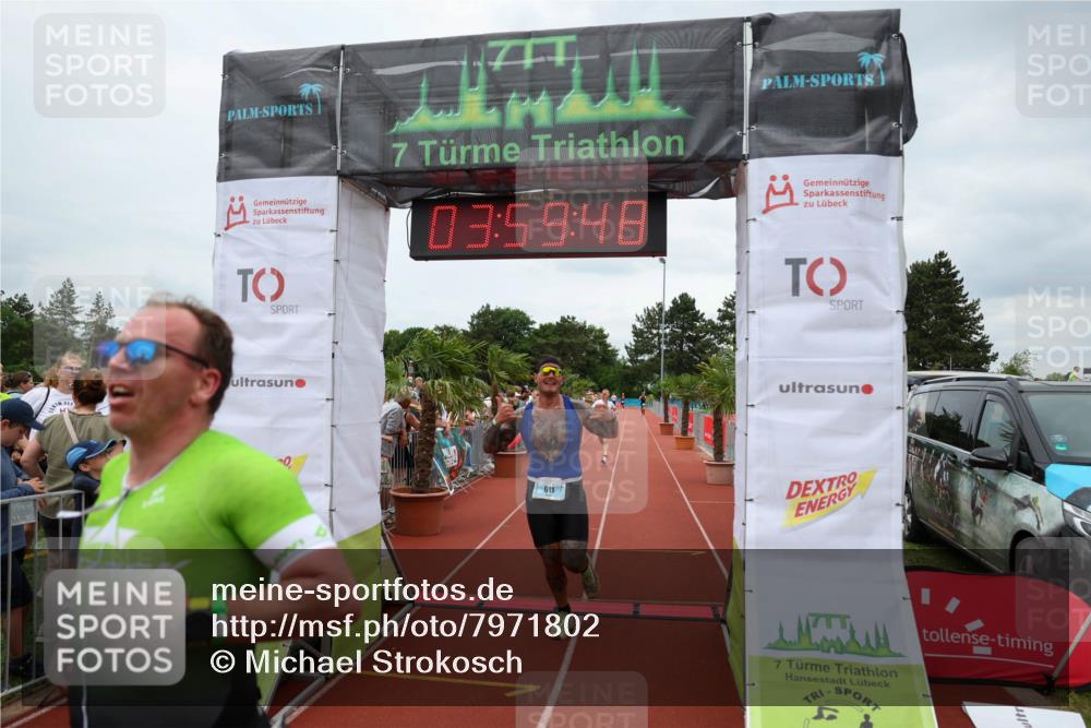 15.06.2025 - 7 Türme Triathlon Michael Strokosch http://msf.ph/oto/7971802 15.06.2025 13:59:47 Ziel 611, 792, 812, 952, 1075, 1193 meine-sportfotos.de