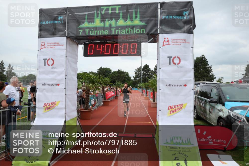 15.06.2025 - 7 Türme Triathlon Michael Strokosch http://msf.ph/oto/7971885 15.06.2025 13:59:59 Ziel 652, 775 meine-sportfotos.de