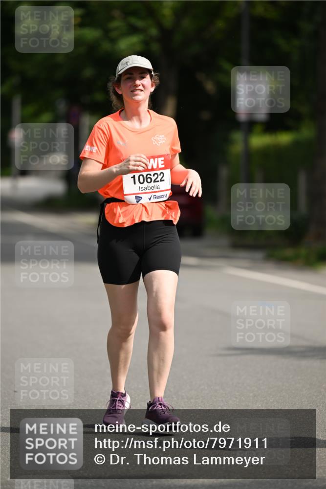 15.06.2025 - REWE Women's Run Dr. Thomas Lammeyer http://msf.ph/oto/7971911 15.06.2025 10:01:03 Laufen 84, 10622 meine-sportfotos.de