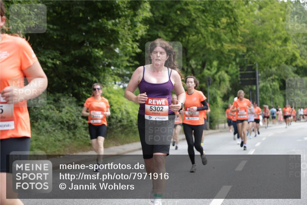 15.06.2025 - REWE Women's Run Jannik Wohlers http://msf.ph/oto/7971916 15.06.2025 10:06:41 Laufen 5302, 5120, 8449 meine-sportfotos.de
