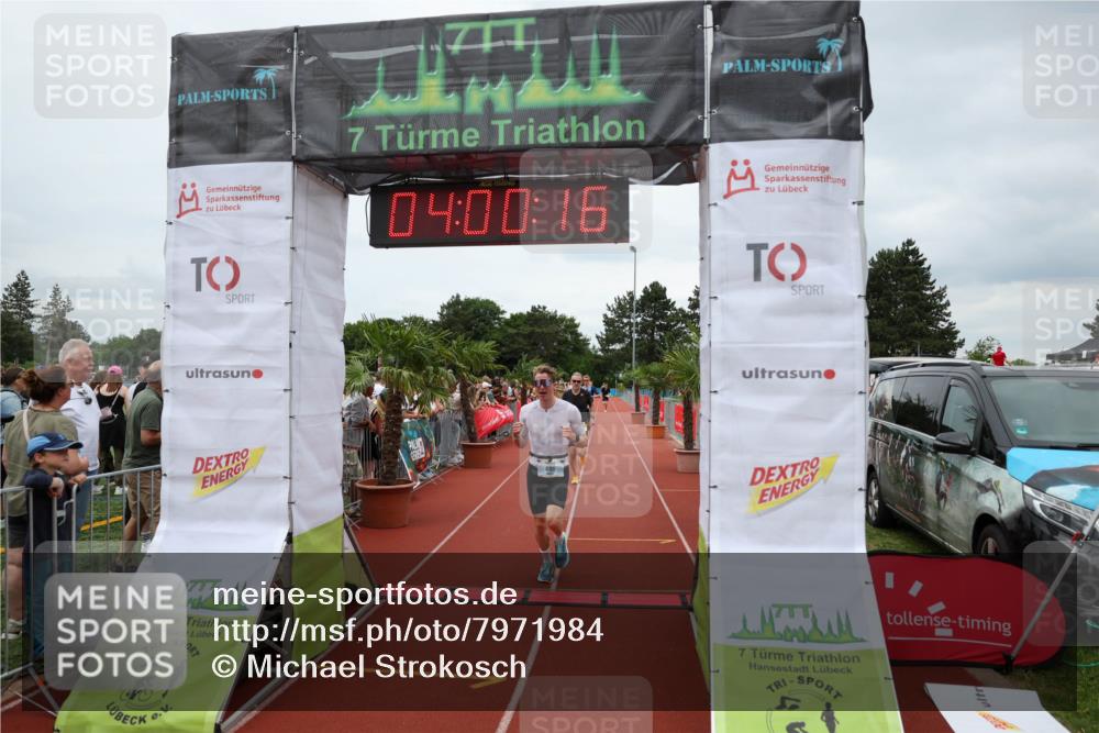 15.06.2025 - 7 Türme Triathlon Michael Strokosch http://msf.ph/oto/7971984 15.06.2025 14:00:16 Ziel 496, 551, 938 meine-sportfotos.de