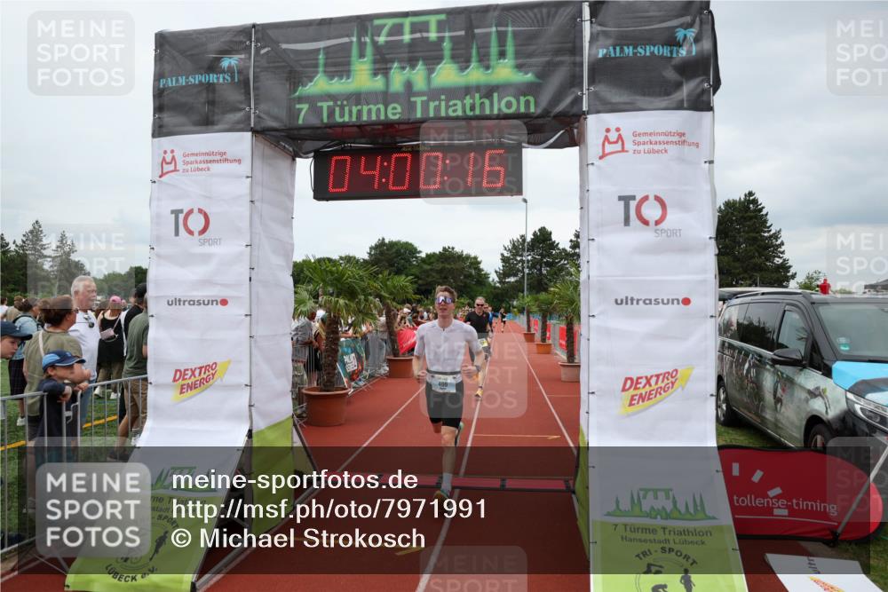 15.06.2025 - 7 Türme Triathlon Michael Strokosch http://msf.ph/oto/7971991 15.06.2025 14:00:16 Ziel 496, 551, 938 meine-sportfotos.de