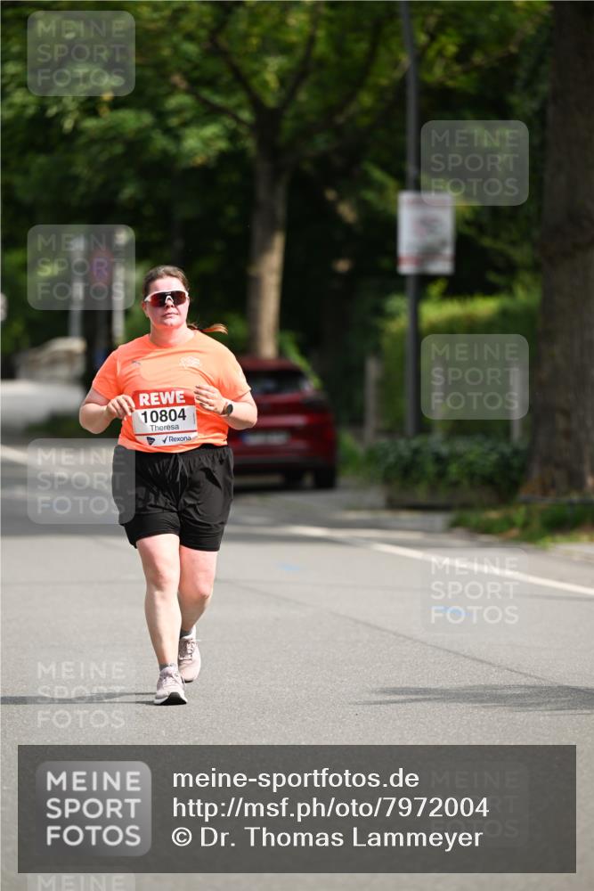 15.06.2025 - REWE Women's Run Dr. Thomas Lammeyer http://msf.ph/oto/7972004 15.06.2025 10:01:11 Laufen 10804 meine-sportfotos.de