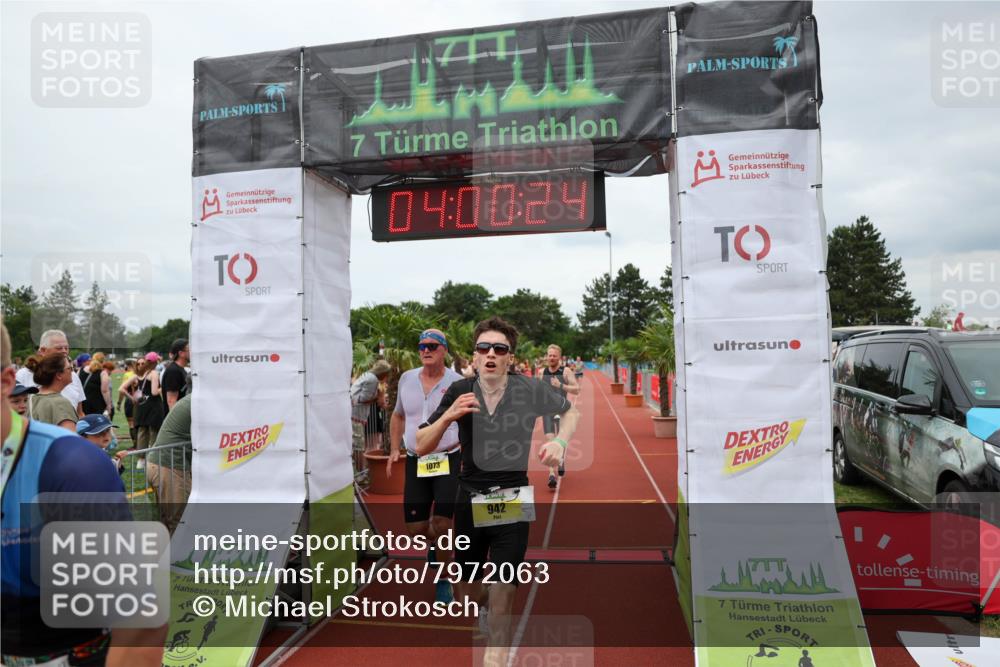 15.06.2025 - 7 Türme Triathlon Michael Strokosch http://msf.ph/oto/7972063 15.06.2025 14:00:24 Ziel 551, 739, 938, 942, 1073 meine-sportfotos.de