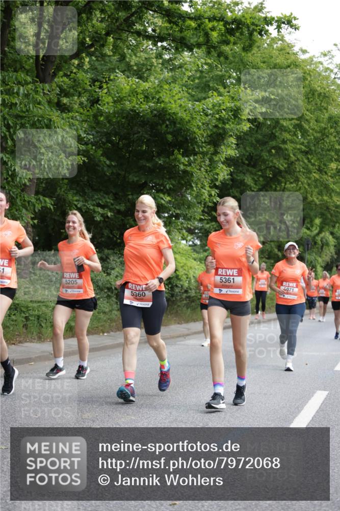 15.06.2025 - REWE Women's Run Jannik Wohlers http://msf.ph/oto/7972068 15.06.2025 10:06:46 Laufen 5205, 5360, 5361, 5071 meine-sportfotos.de