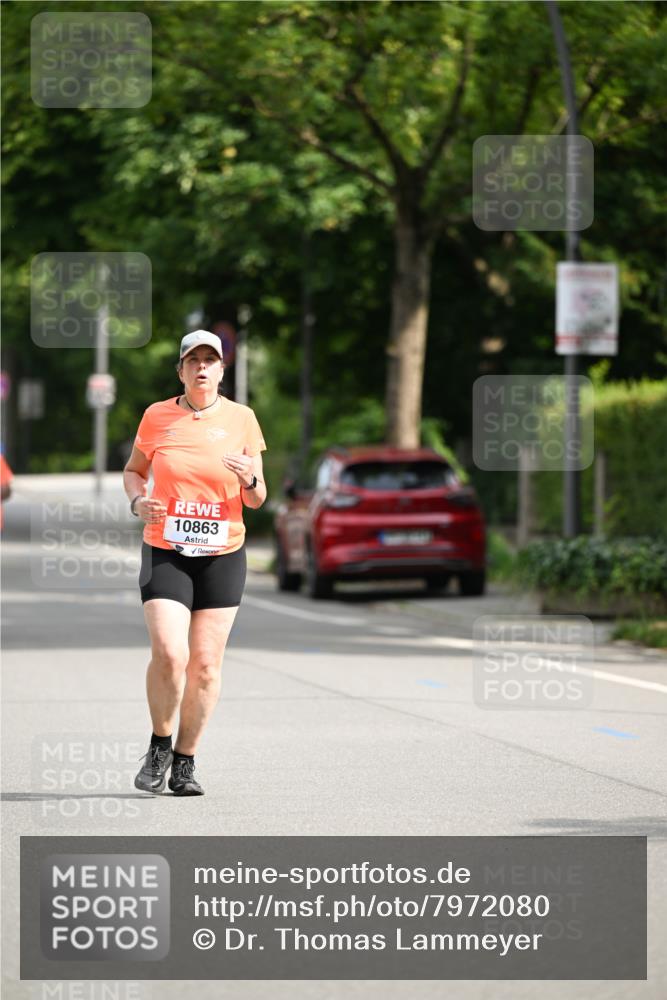 15.06.2025 - REWE Women's Run Dr. Thomas Lammeyer http://msf.ph/oto/7972080 15.06.2025 10:01:23 Laufen 10863 meine-sportfotos.de