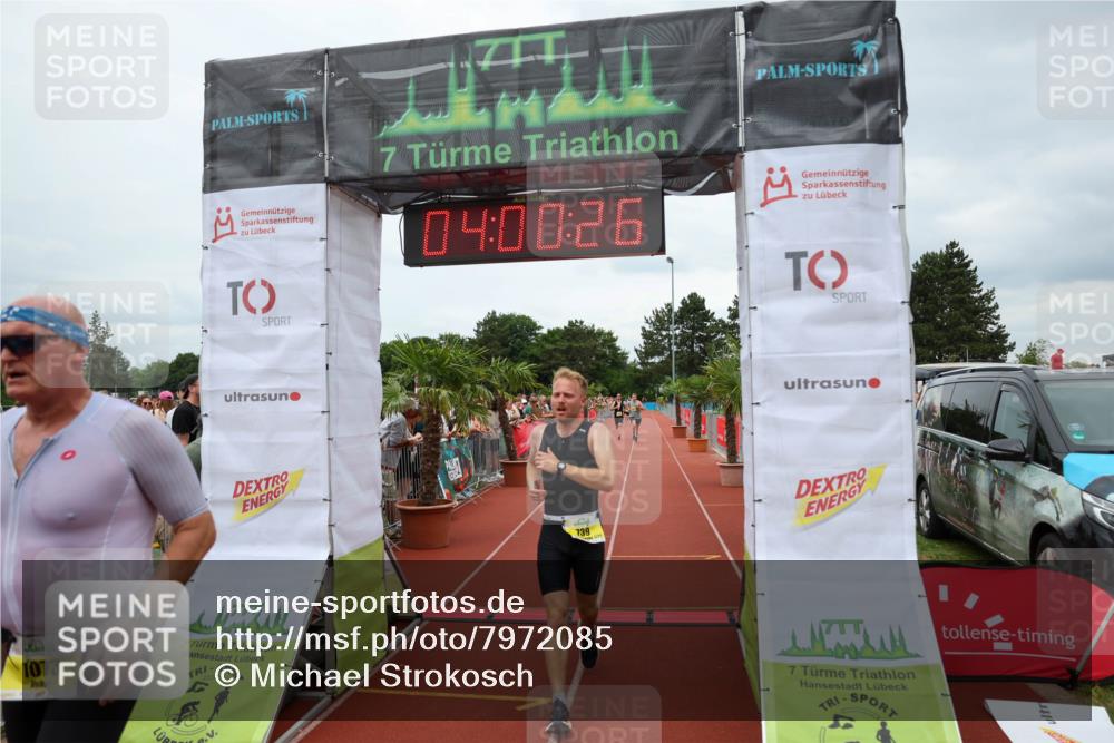 15.06.2025 - 7 Türme Triathlon Michael Strokosch http://msf.ph/oto/7972085 15.06.2025 14:00:25 Ziel 551, 739, 938, 942, 1073 meine-sportfotos.de