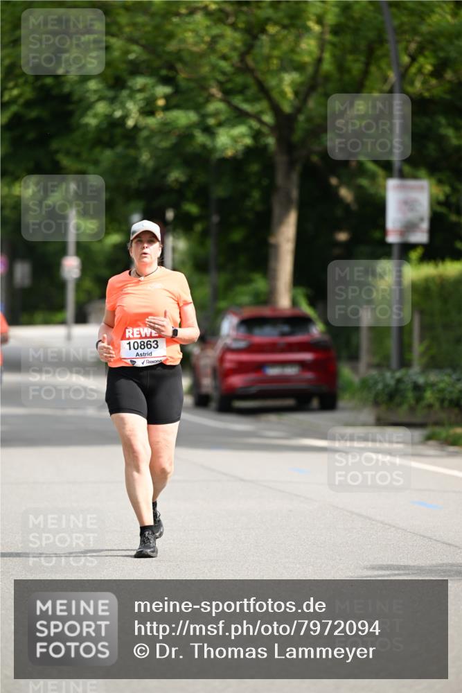 15.06.2025 - REWE Women's Run Dr. Thomas Lammeyer http://msf.ph/oto/7972094 15.06.2025 10:01:23 Laufen 10863 meine-sportfotos.de