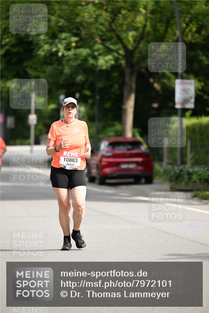 15.06.2025 - REWE Women's Run Dr. Thomas Lammeyer http://msf.ph/oto/7972101 15.06.2025 10:01:23 Laufen 10863 meine-sportfotos.de