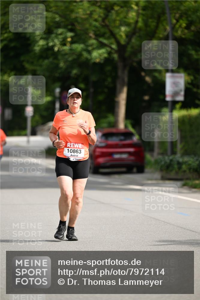 15.06.2025 - REWE Women's Run Dr. Thomas Lammeyer http://msf.ph/oto/7972114 15.06.2025 10:01:24 Laufen 10863 meine-sportfotos.de